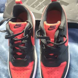 Nike Kids Court Borough Low 2 Black & Red Shoes