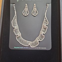 Necklace Earring Set