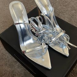 Silver High Heels 👠 