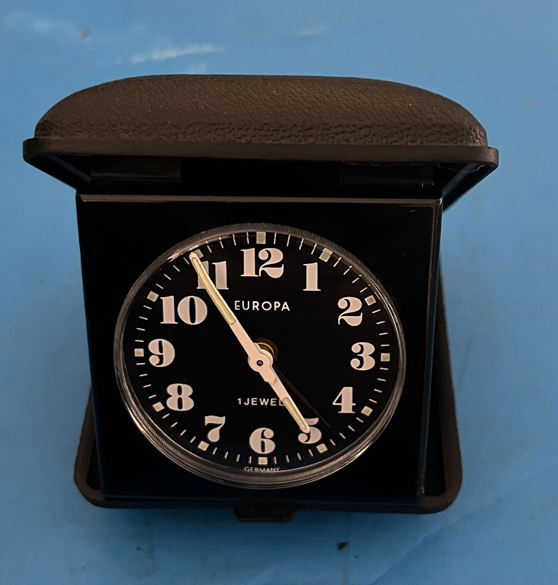 Excellent Europa 1 Jewel Wind Up Travel Alarm Clock. Black Case, Made in Germany