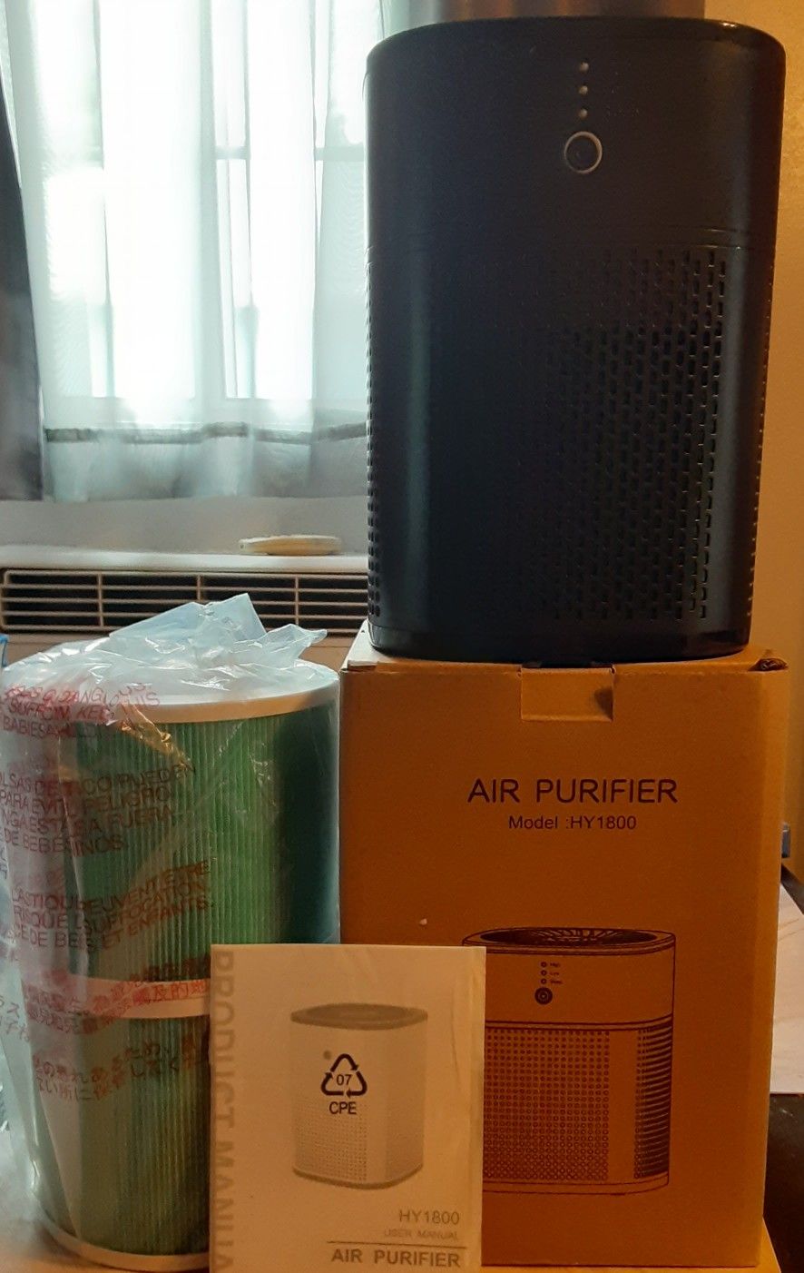 AIR PURIFIER MODEL:HY1800 AND 2 EXTRA FILTERS 