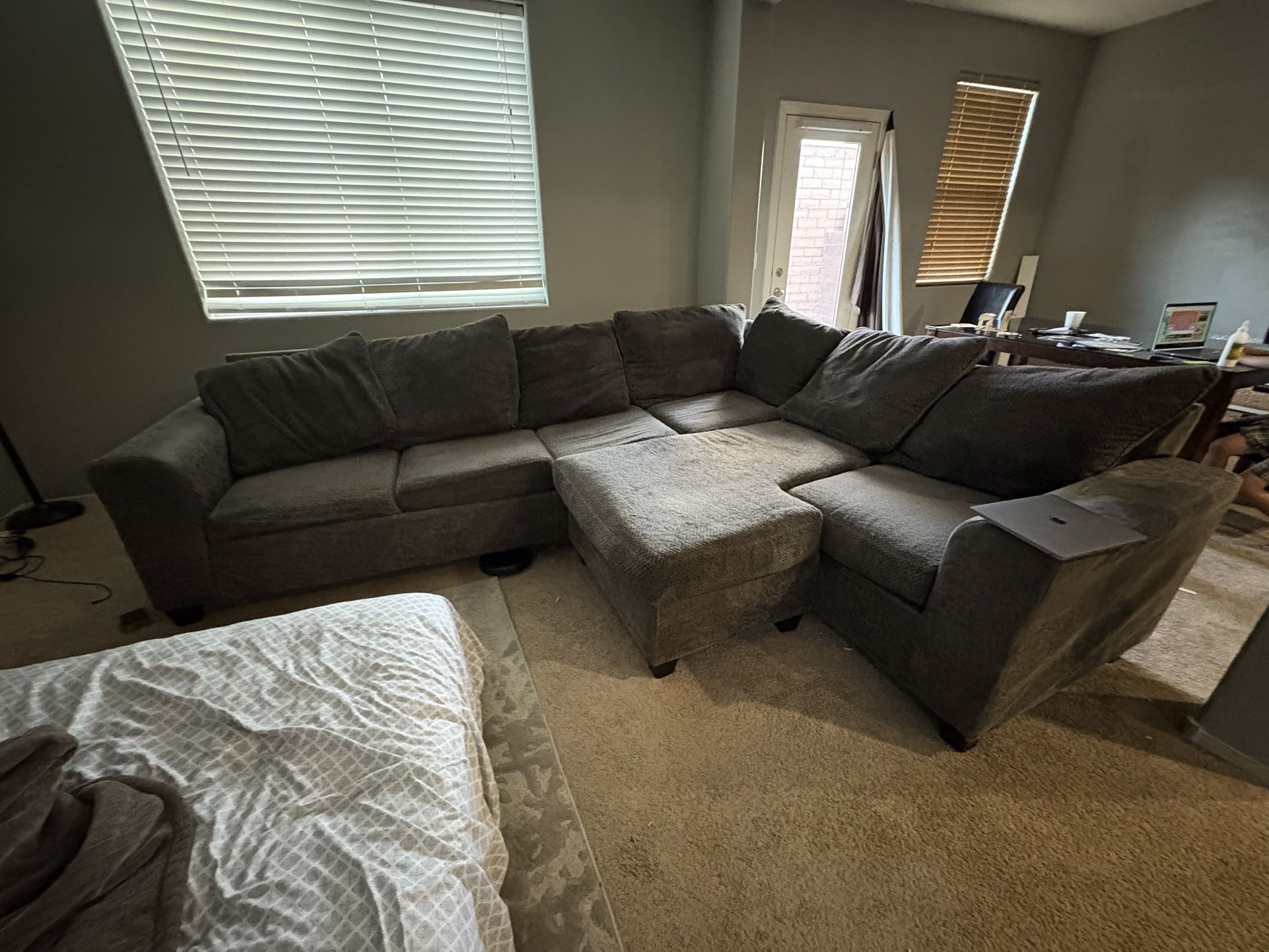 Queen Bed Pull Out Sectional