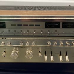 Vintage Stereo  Receiver 