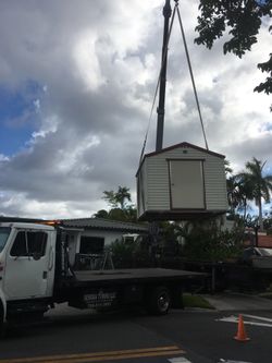 Sheds relocated,,,, movemo casita