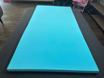 Twin size mattress topper/protector/pad