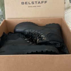 Brand New Pair Of Boots Size 9 $50