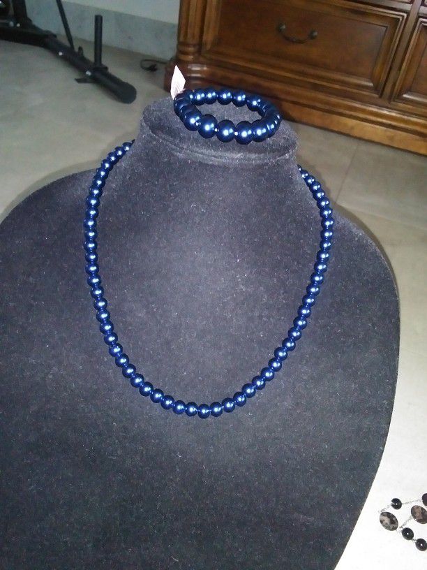 Blue Glass Bead Necklace And Bracelet 