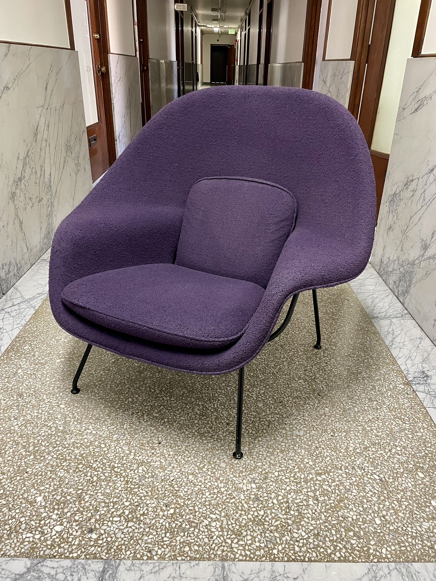 Knoll Womb Chair // Purple