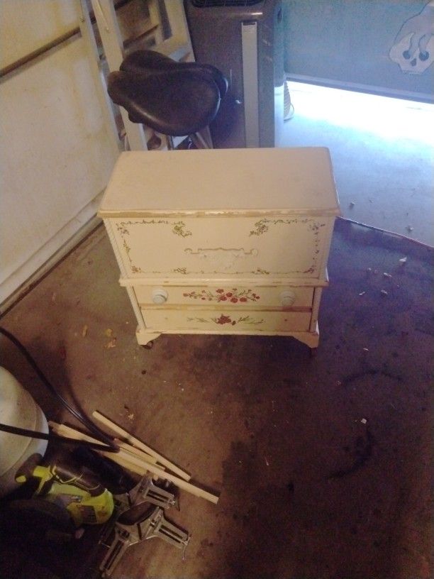 Chest With Drawers