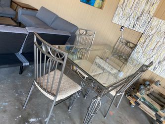 glass dining table and chairs