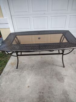 Patio table