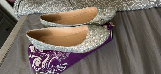 Women’s dressy flats