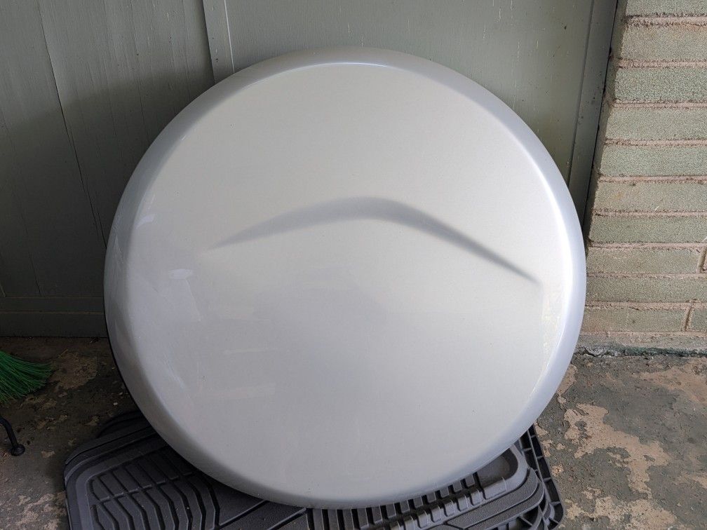 Toyota RAV4 Spare Tire Hard Cover -Silver 2006-2012