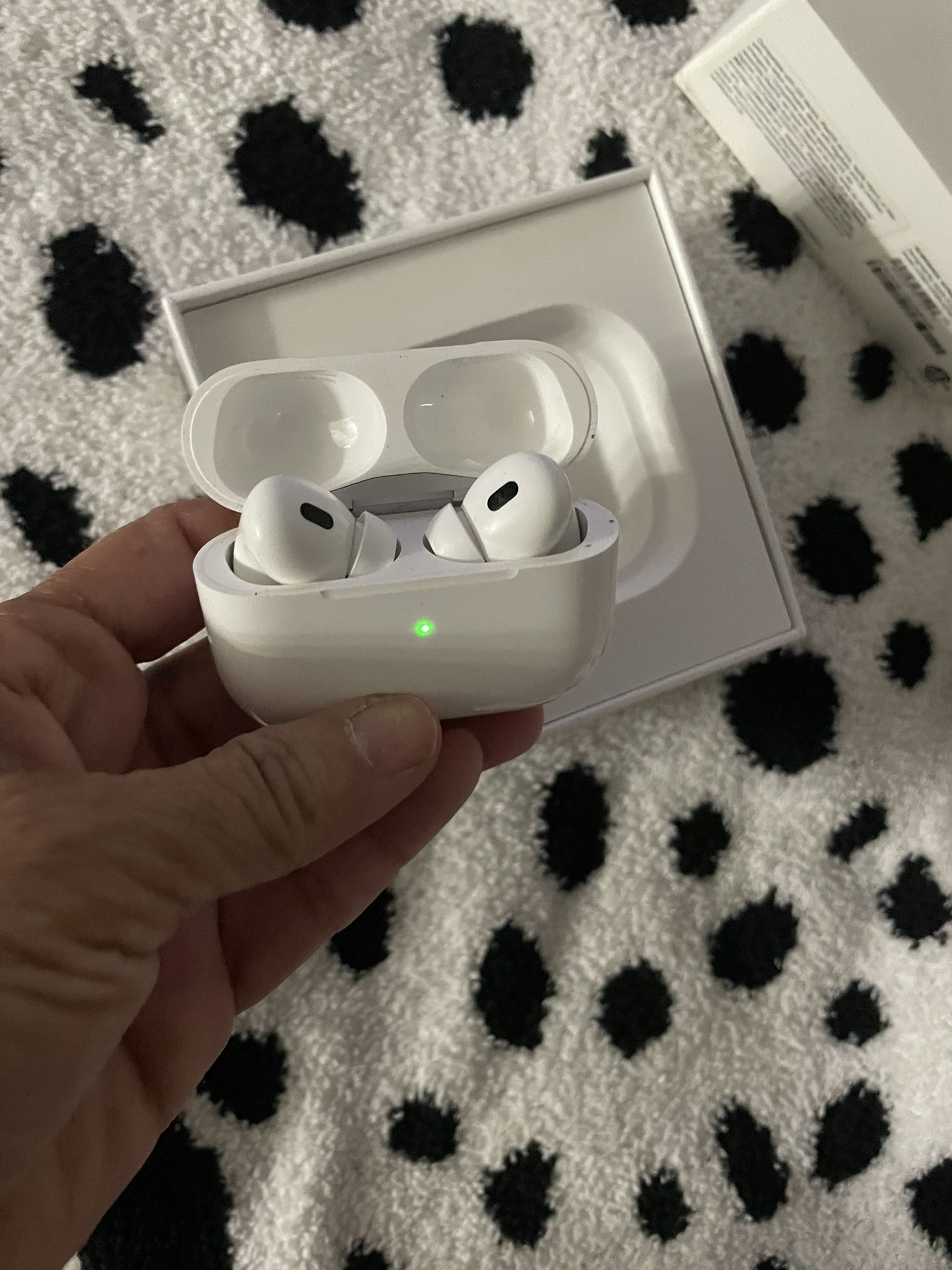 2 gen earbud apple earbuds new