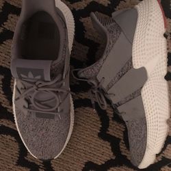 Mens Adidas Size 11.5, Like Yeezy