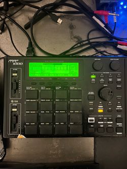 Akai MPC1000 w/ JJOS2XL + Upgraded Pads/Buttons + 2000XL Data Wheel