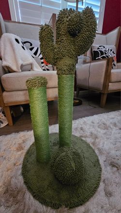 Cactus Cat Scratcher Large 27"H
