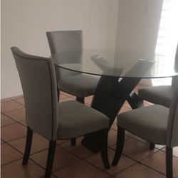 Dining Room Table W 4 Chairs