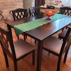 7 Piece Wooden Dining Table Set