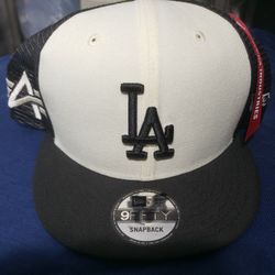 NEW ERA X ALPHA INDUSTRIES LOS ANGELES DODGERS 9FIFTY ONE SIZE  ADJUSTABLE STRAP  WITH ALPHA FLAG 