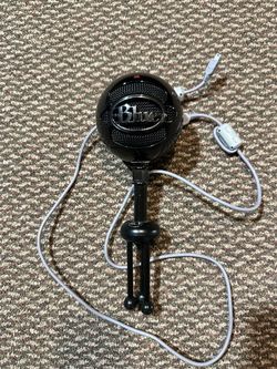 blue yeti snowball