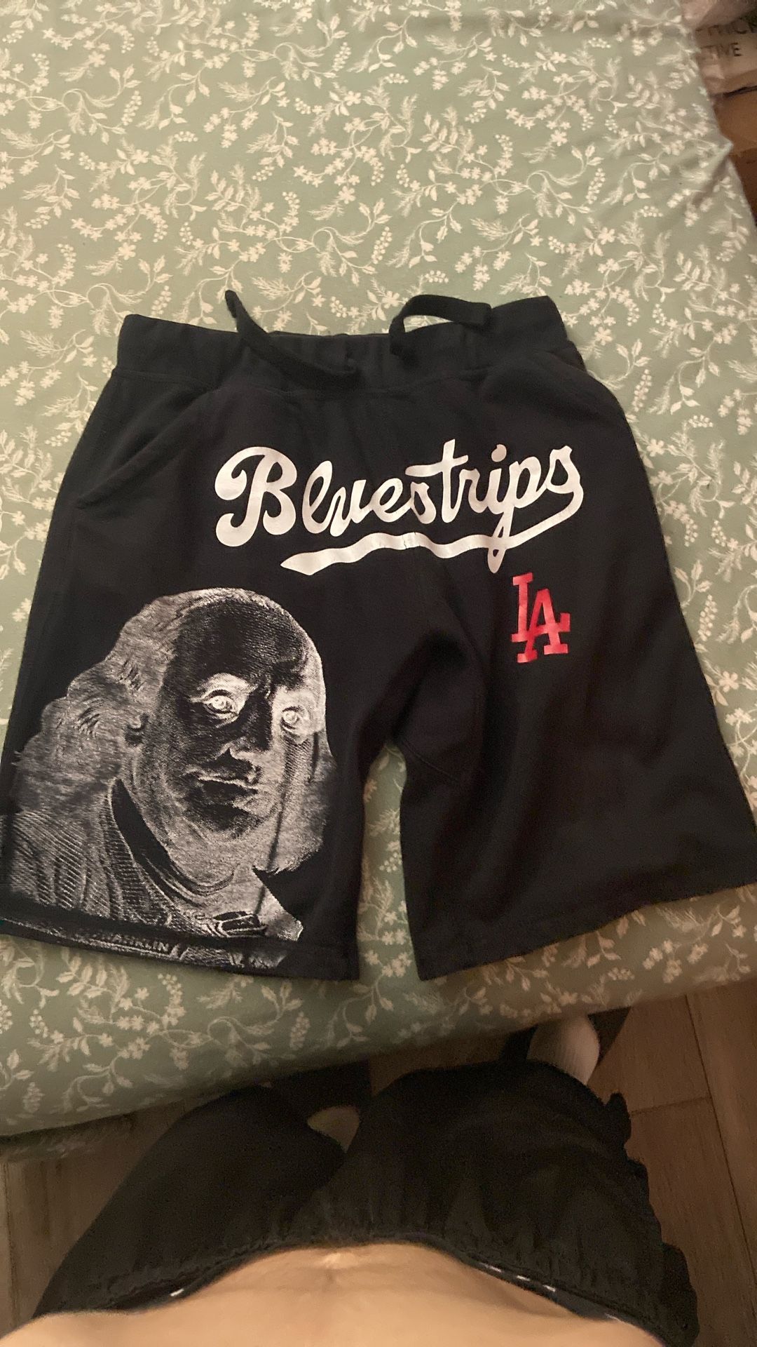 bluestrips shorts