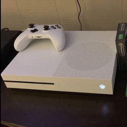 Xbox One S 