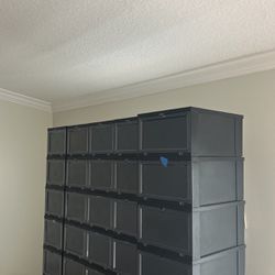 Shoe boxes Storage