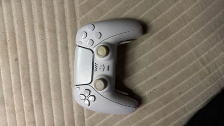 White scuf controller