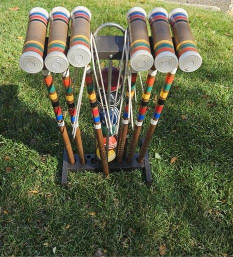 Vintage 6 Player Wooden Croquet Set (Missing 1 Stick)