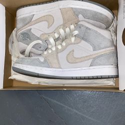 Air Jordan 1 Mid Se
