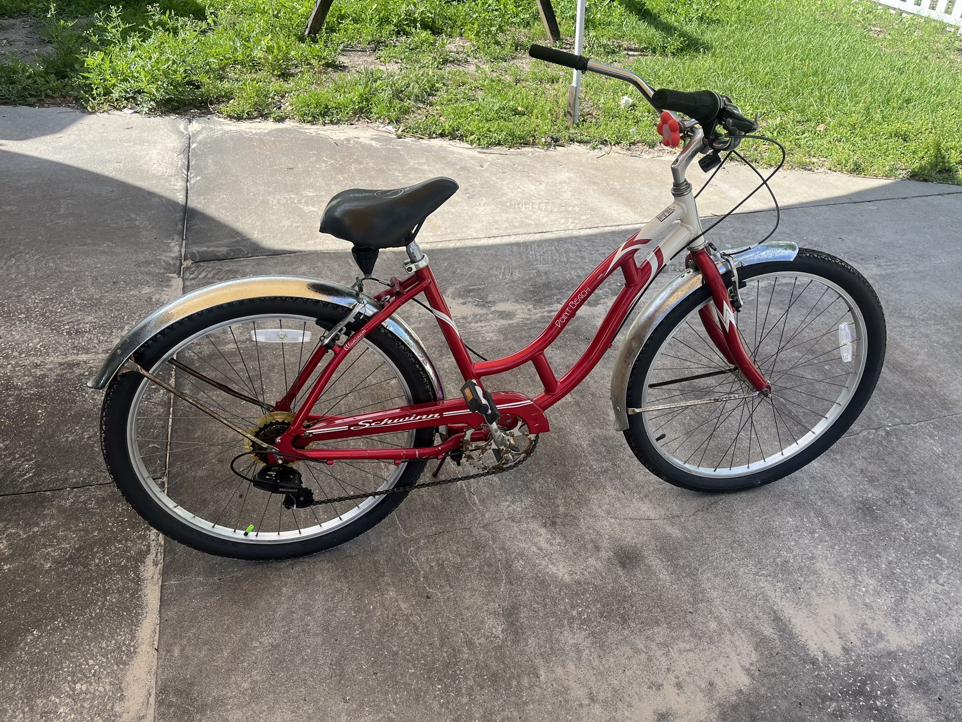 26 Inch Schwinn Beach Cruiser