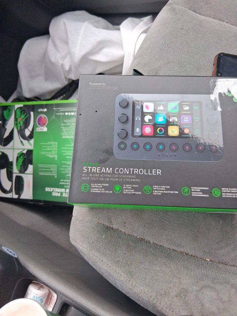 Razer Stream Controller