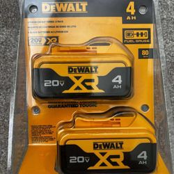 Dewalt New 4ah Battery XR 20v 2x $130 Nuevos 