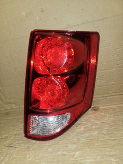 2014-2015-2016-2017-2018-2019-2020-2021-2022 Dogde Caravan Right Side Taillight LED OEM