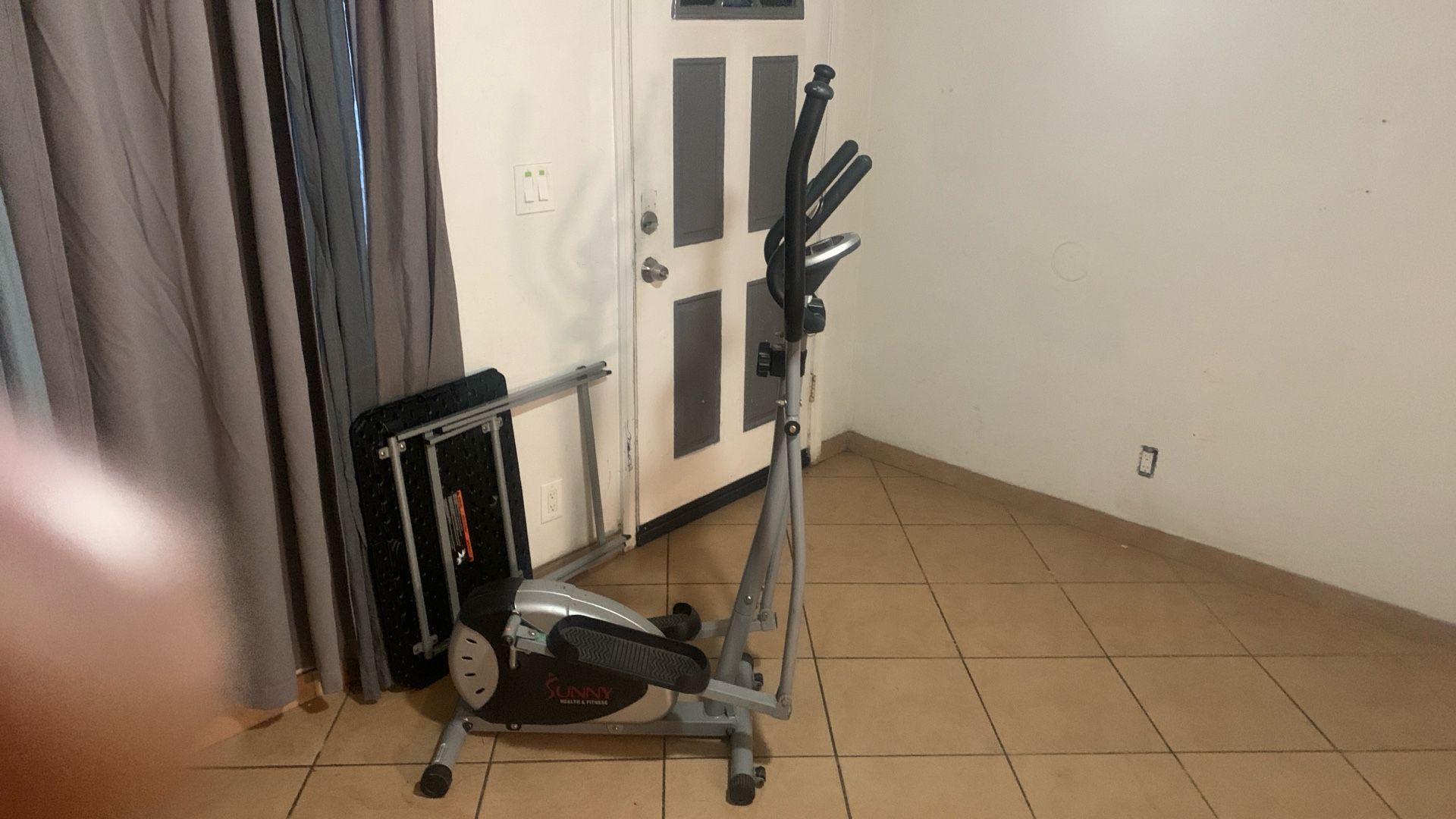 Sunny Health And Fitness Elliptical