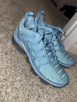 Blue Nike Vapormax’s