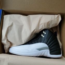 Jordan 12 Retro "Playoffs" Sz 9
