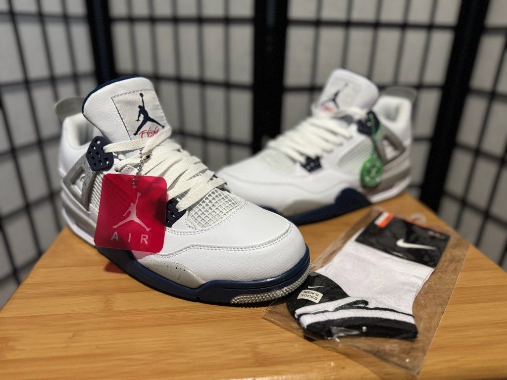 Jordan 4 Midnight Navy MENS SIZE 12.5 BRAND NEW!!
