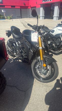2023 Suzuki GSXS 1000
