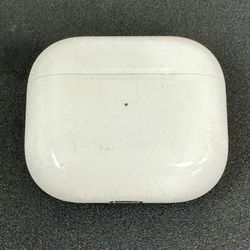 Apple - AirPods (3rd generation) with Lightning Charging Case