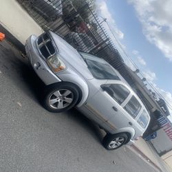 2004 Dodge Durango