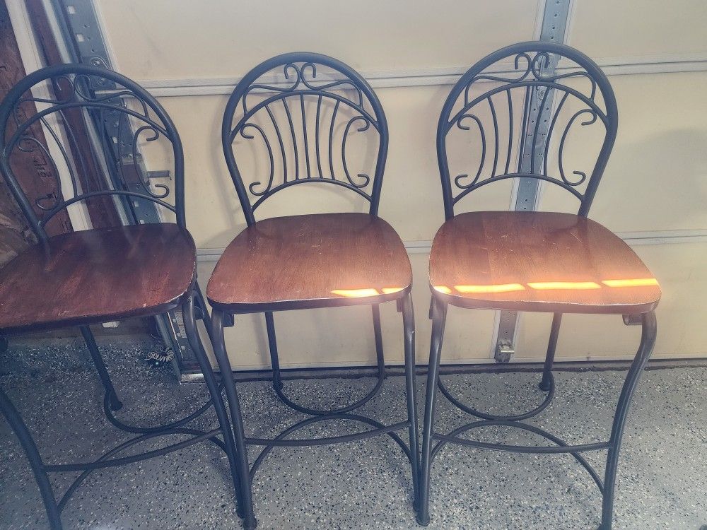 Bar Stools 