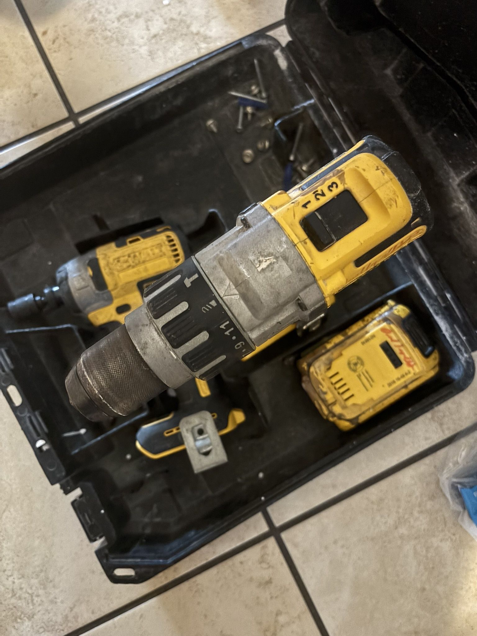 Dewalt Drill Set