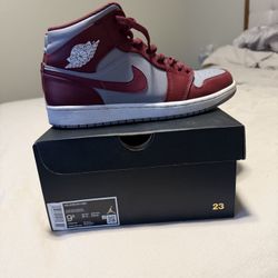 Jordan 1 Mid Men Shoes 