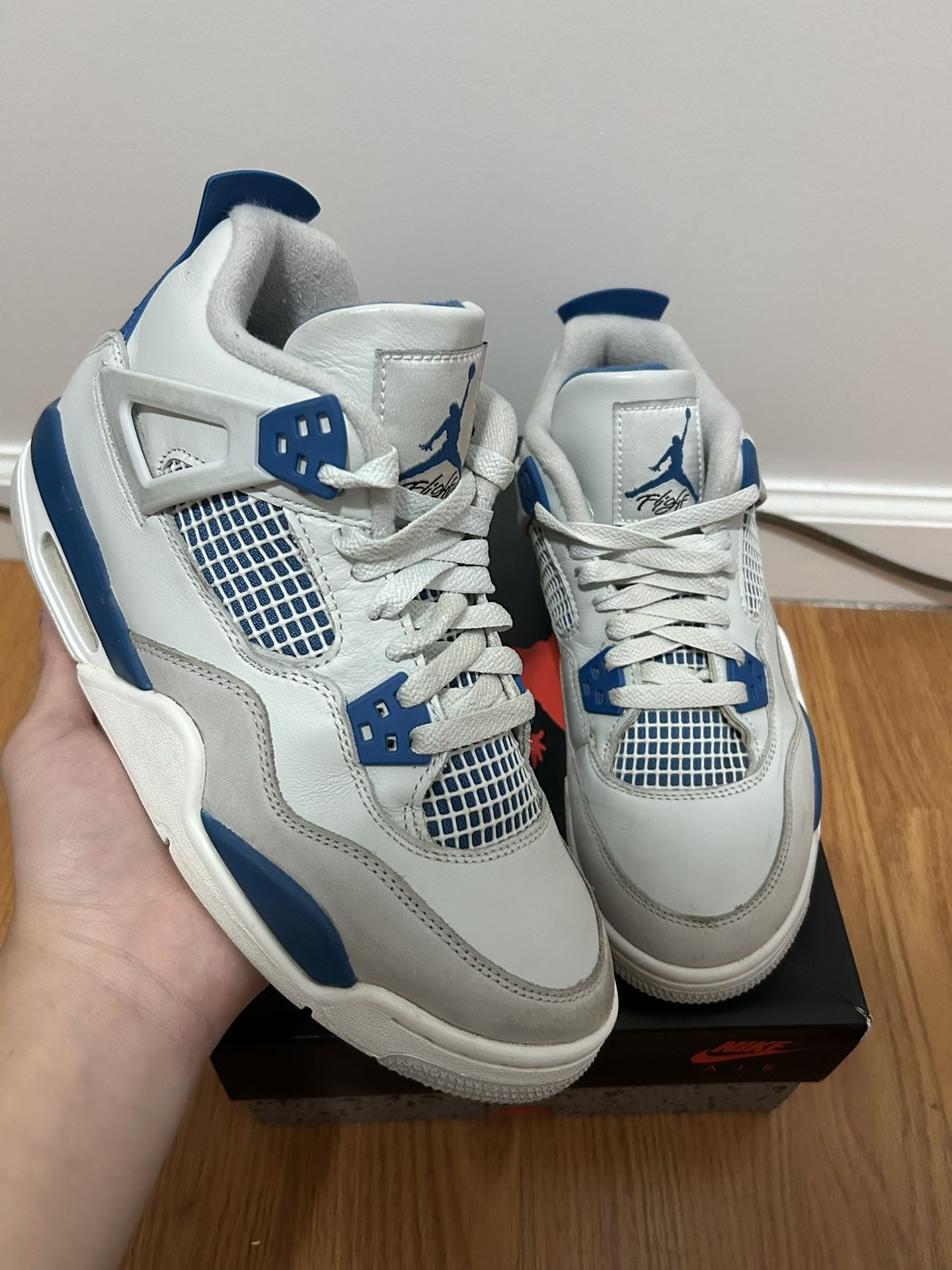 Jordan 4 Military Blue