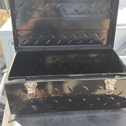 Husky metal tool box