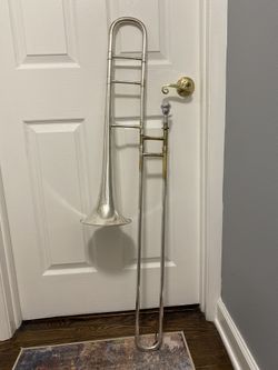 C.G CONN VINTAGE TROMBONE