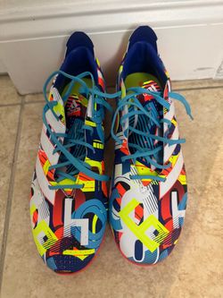 Soccer Cleats - Size 9