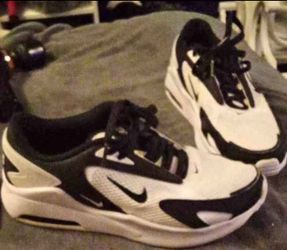 Nike Air Max Low-Top Sneakers size 6